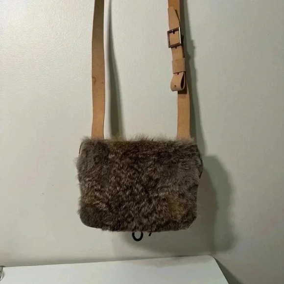 Rabbit leather/fur pouch crossbody boho festival - Picture 7 of 8
